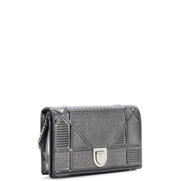 Diorama Wallet On Chain Cannage Embossed Calfskin
