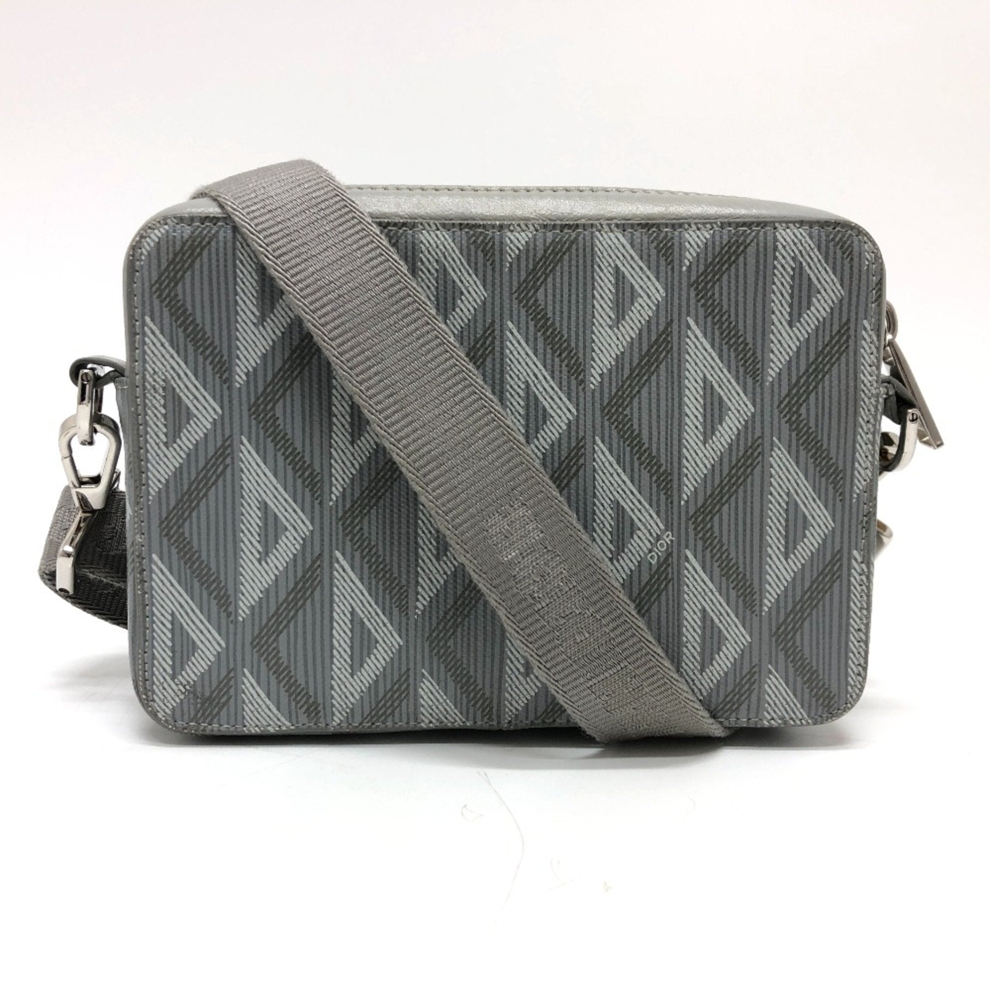 Dior --