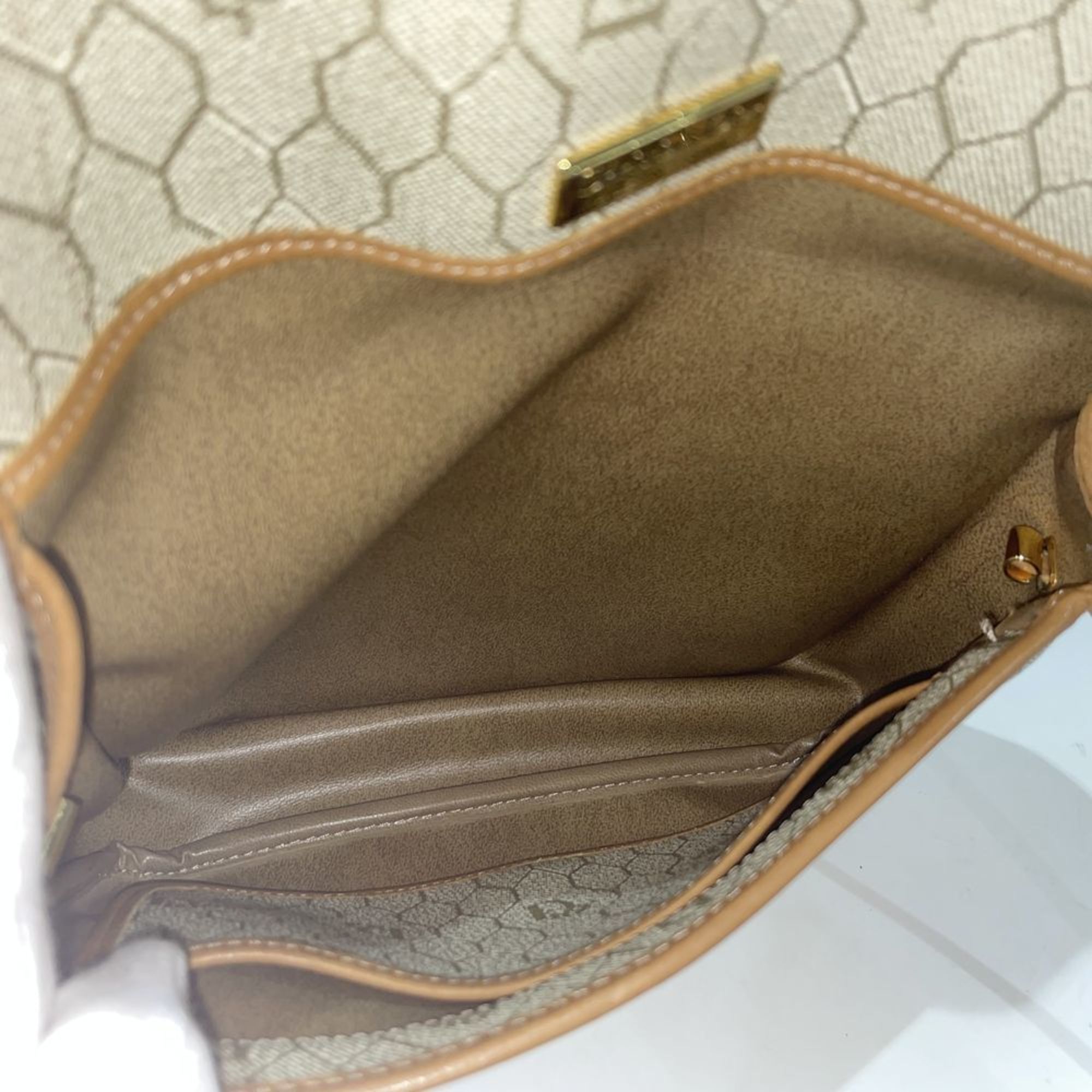 Dior Honeycomb