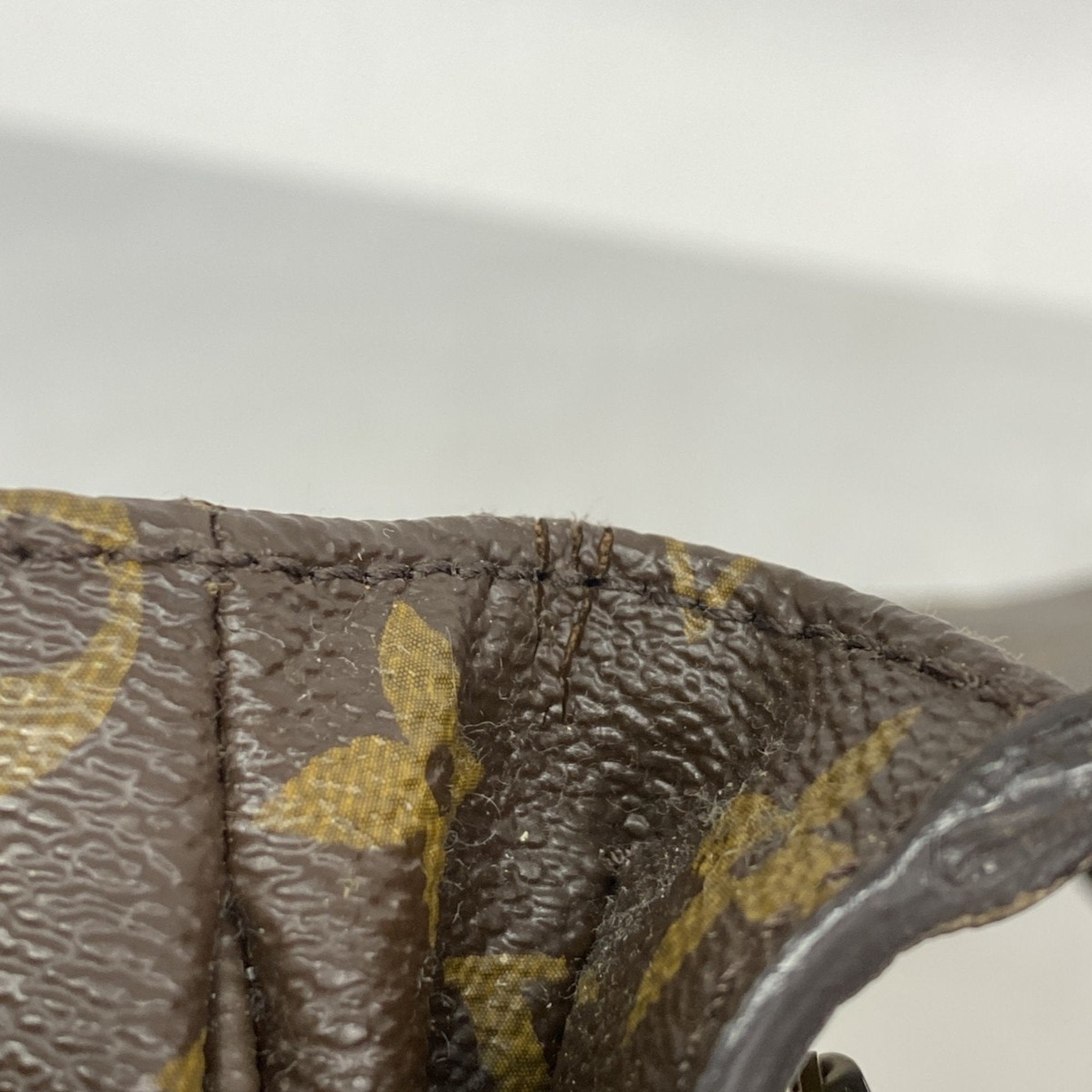 Louis Vuitton Metis