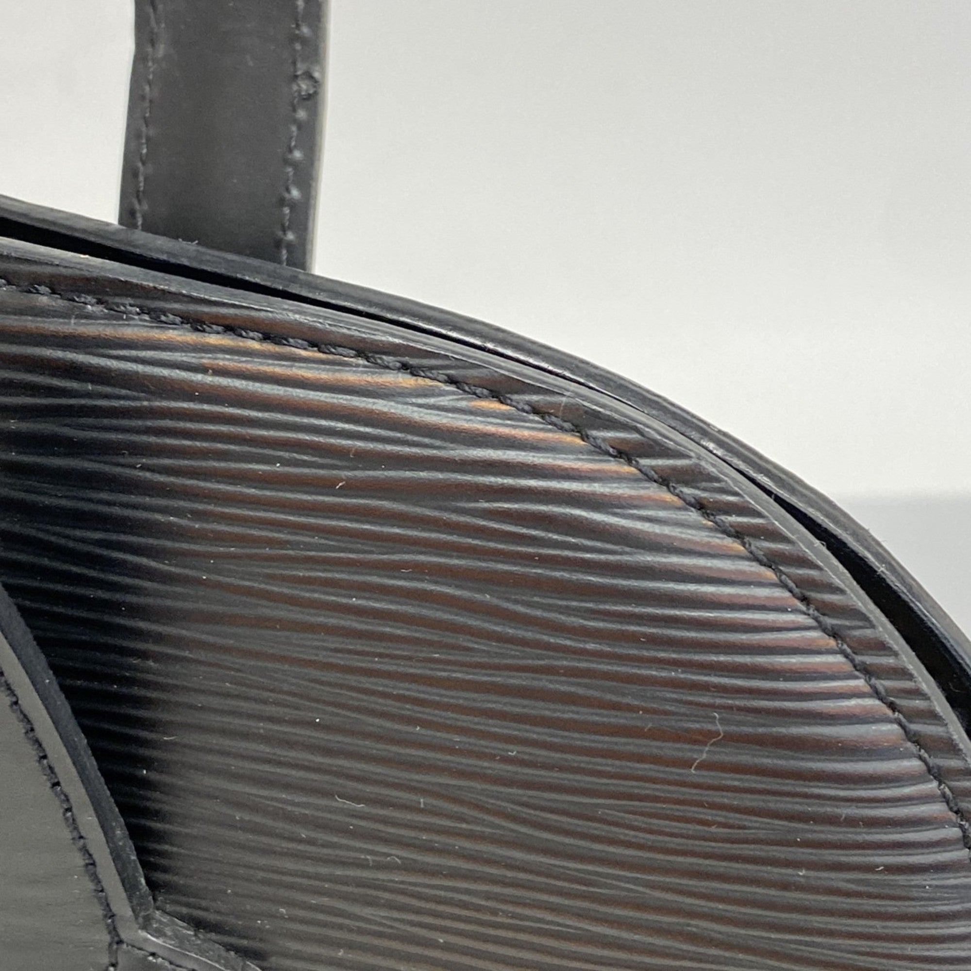 Louis Vuitton Lussac