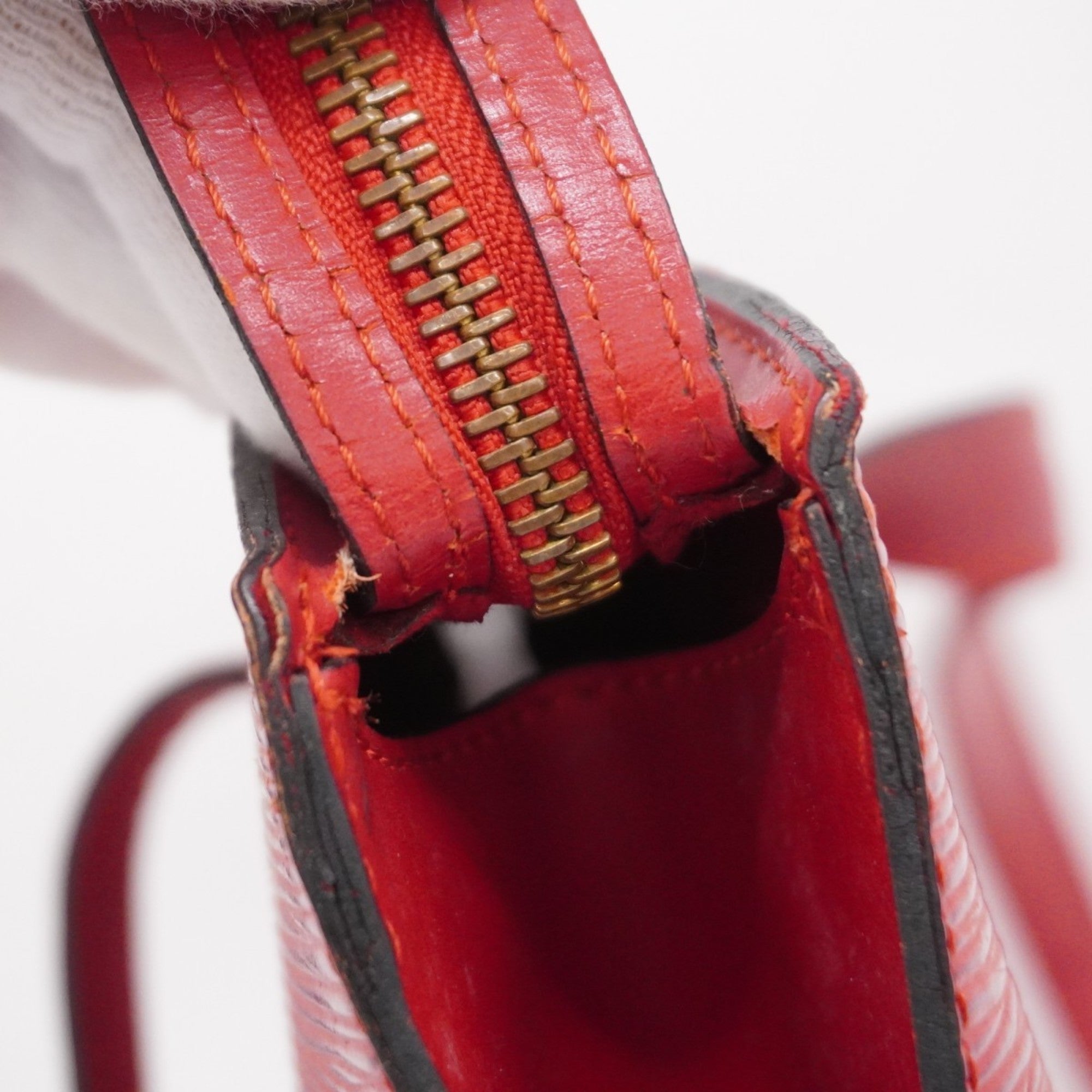 Louis Vuitton Saint Jacques