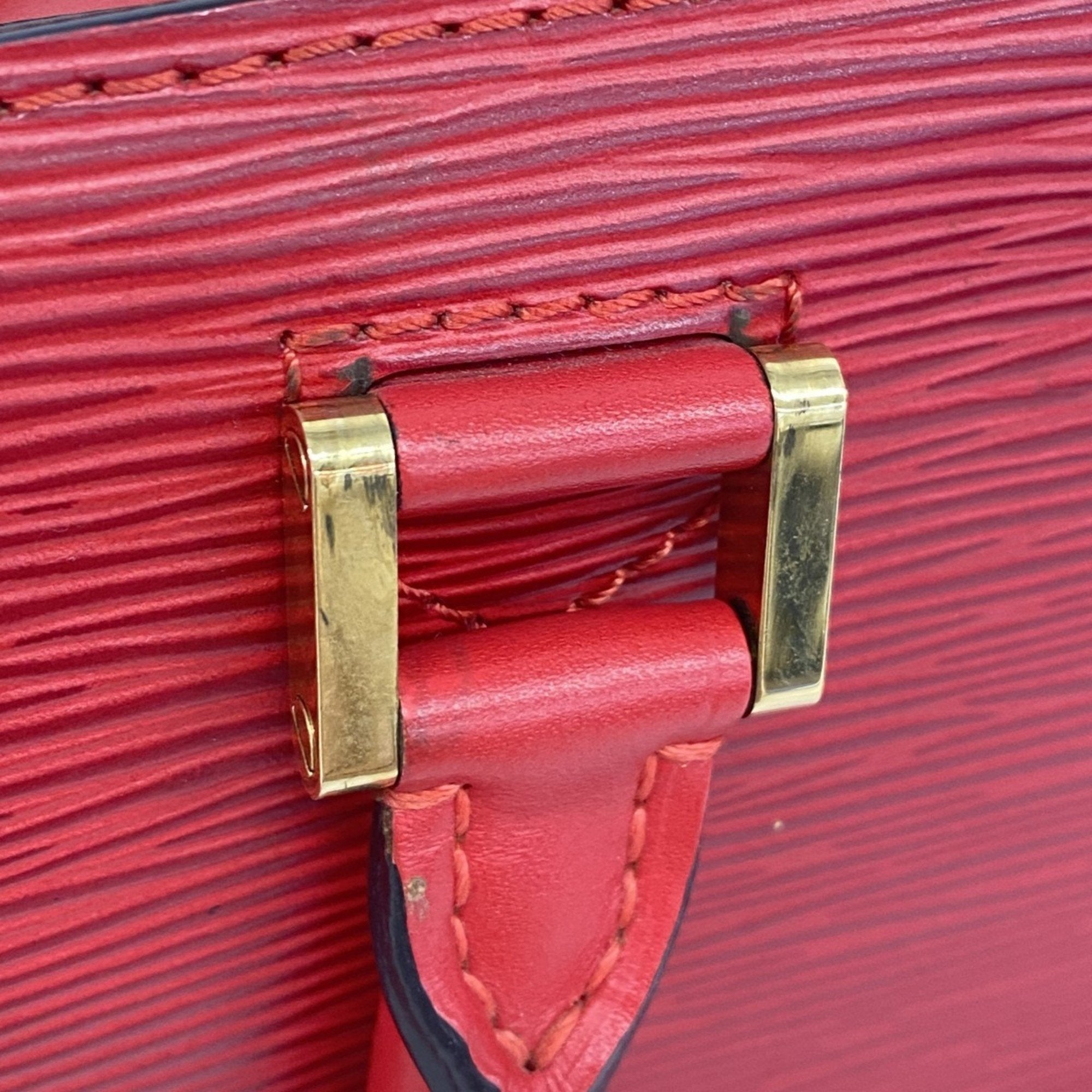 Louis Vuitton Pont Neuf