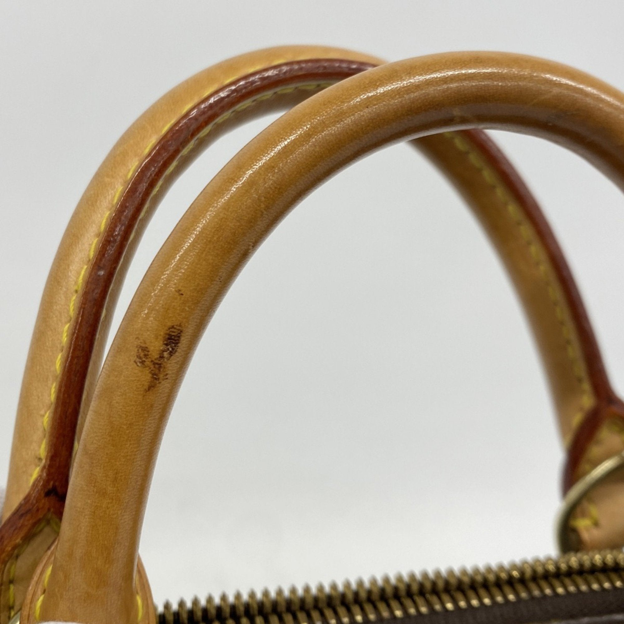 Louis Vuitton Alma