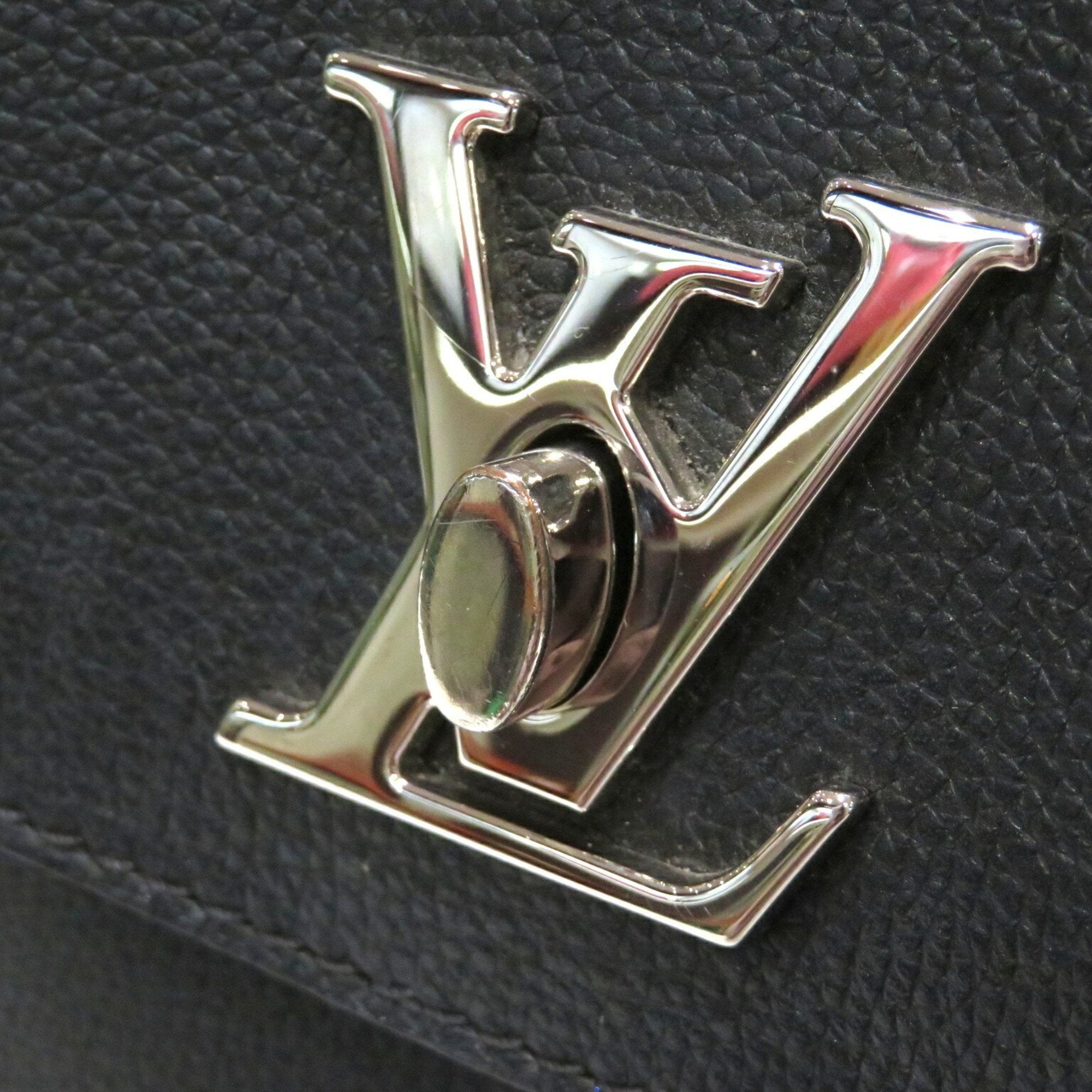 Louis Vuitton Lockme Ever Mm
