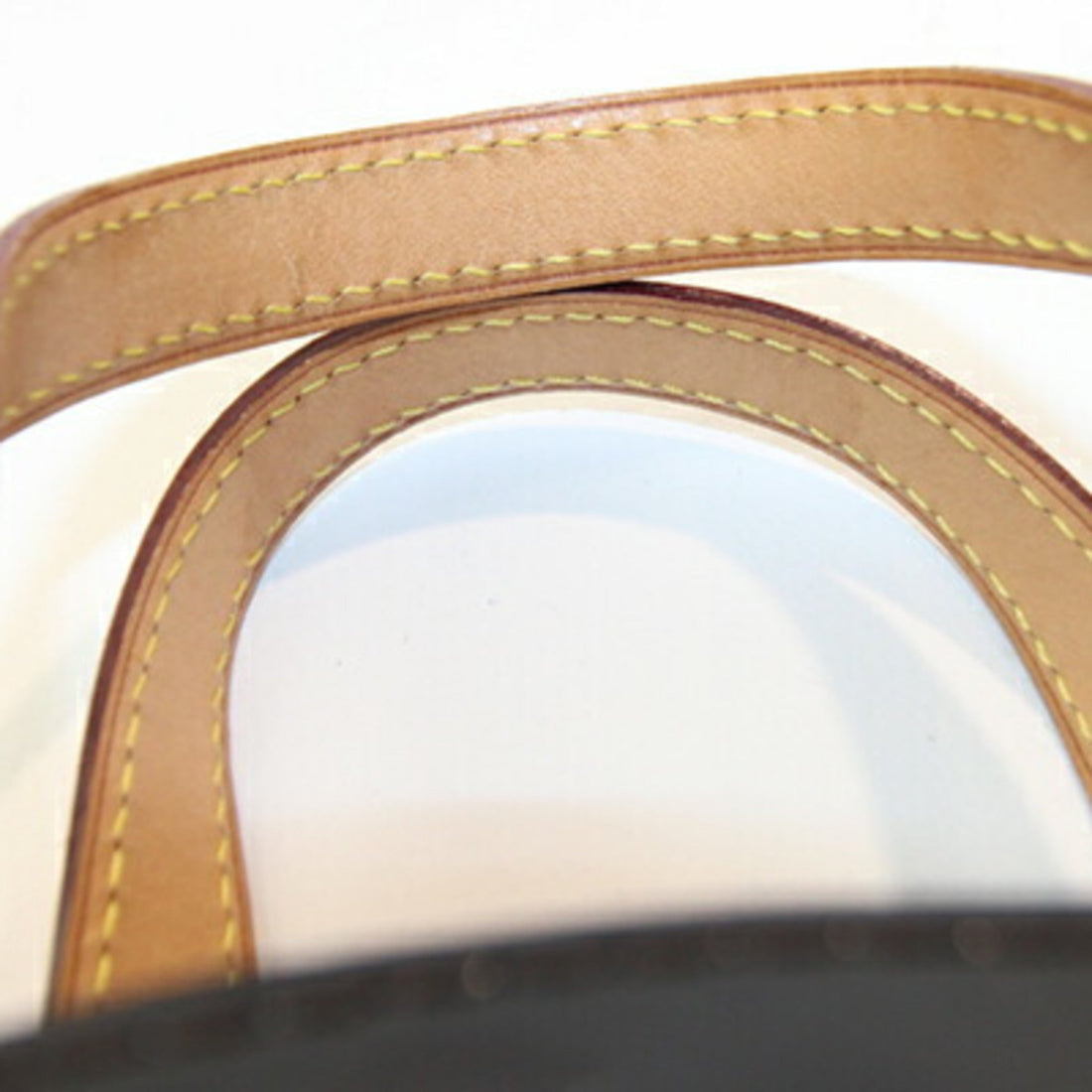 Louis Vuitton Reade