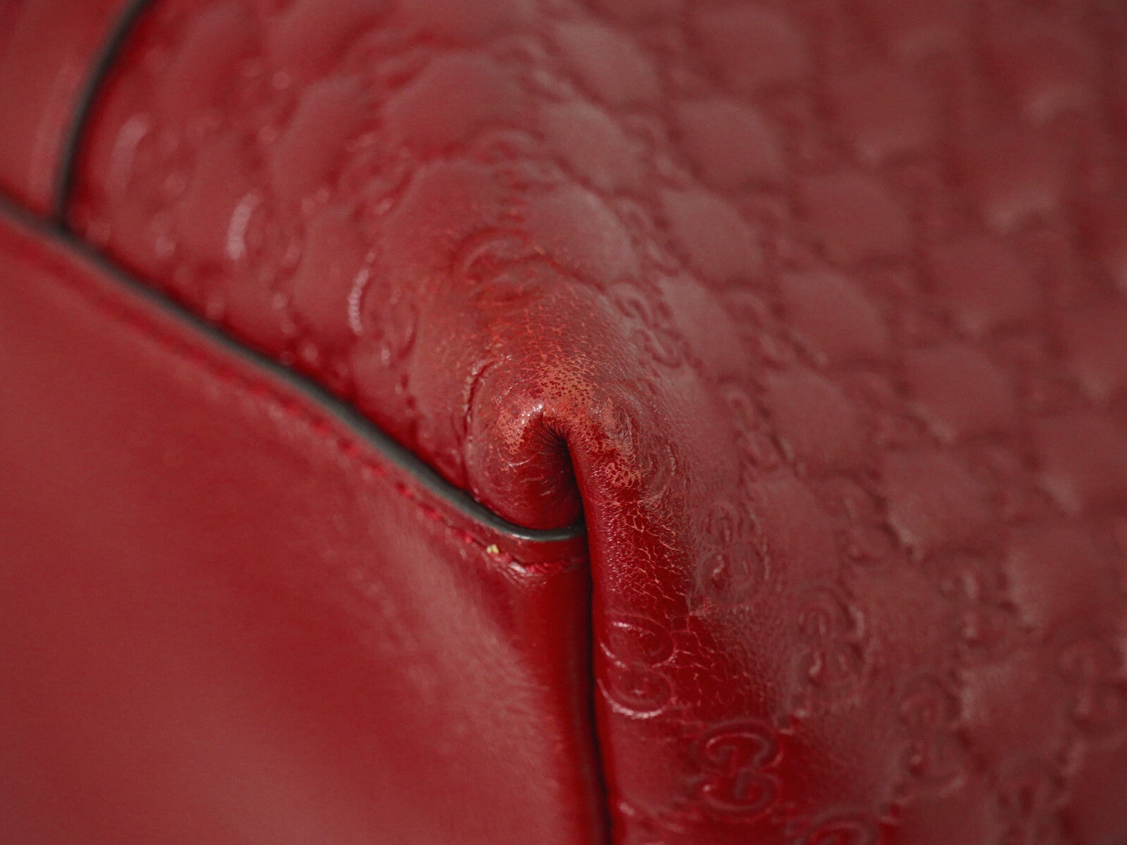Gucci Micro Guccissima