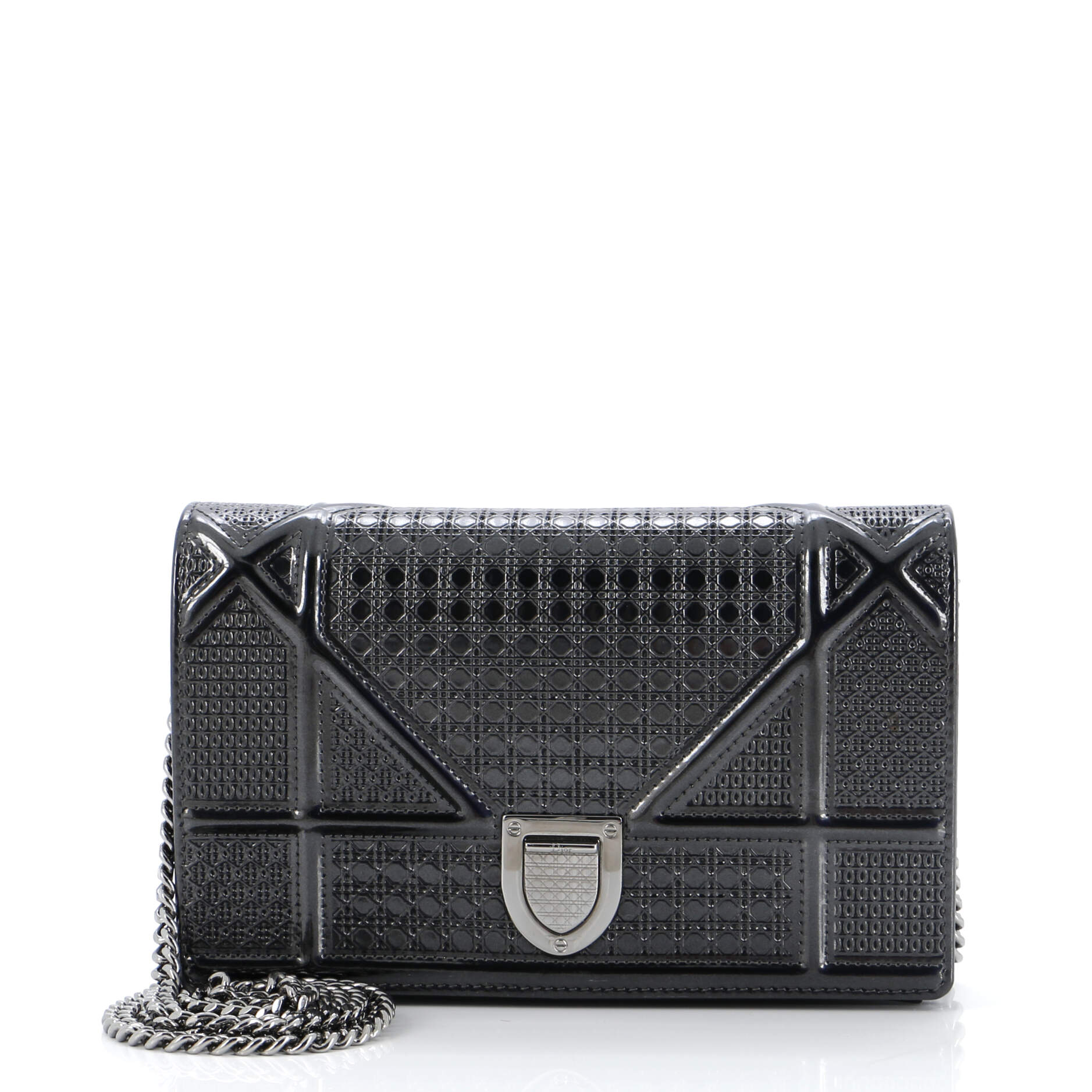 Diorama Wallet On Chain Cannage Embossed Calfskin