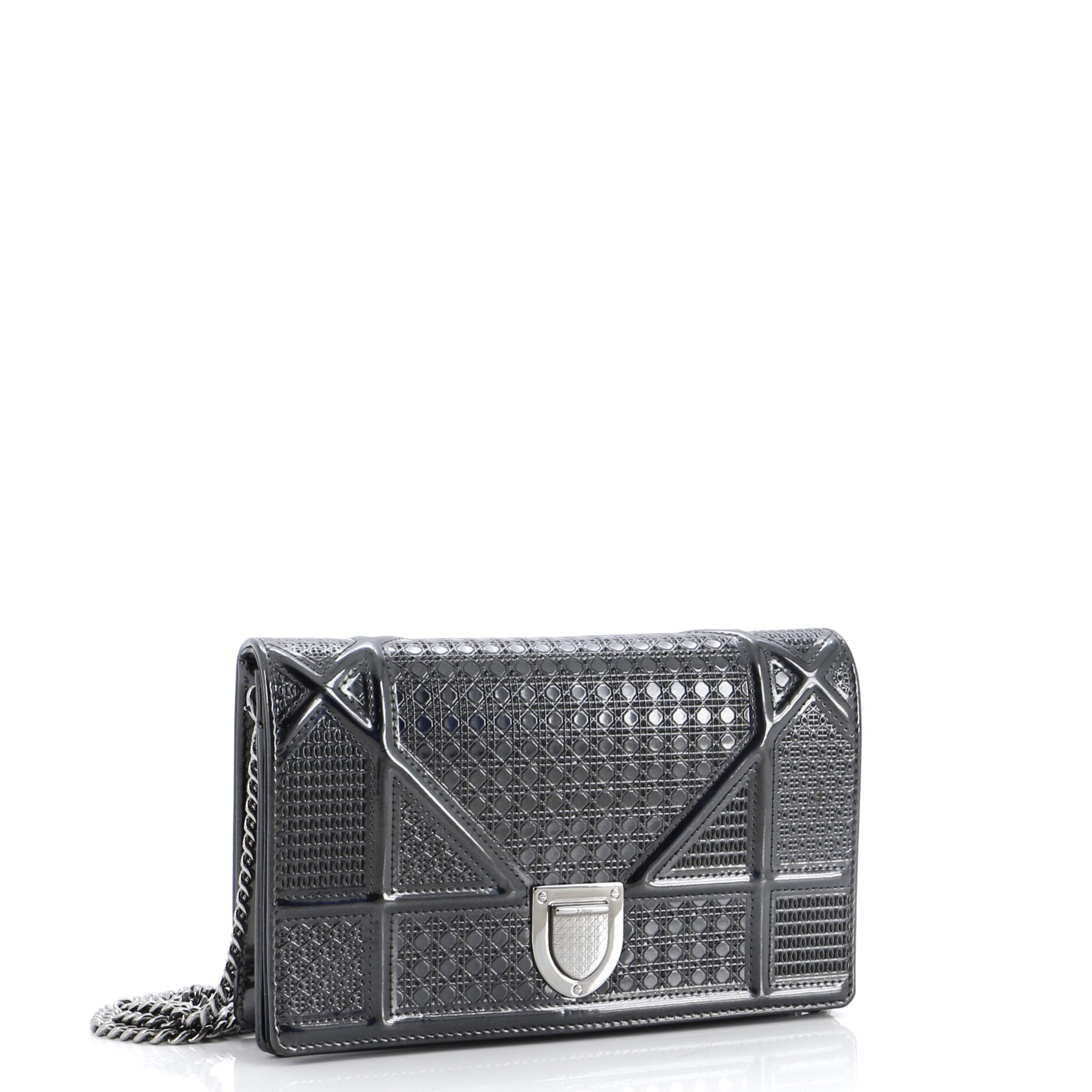 Diorama Wallet On Chain Cannage Embossed Calfskin