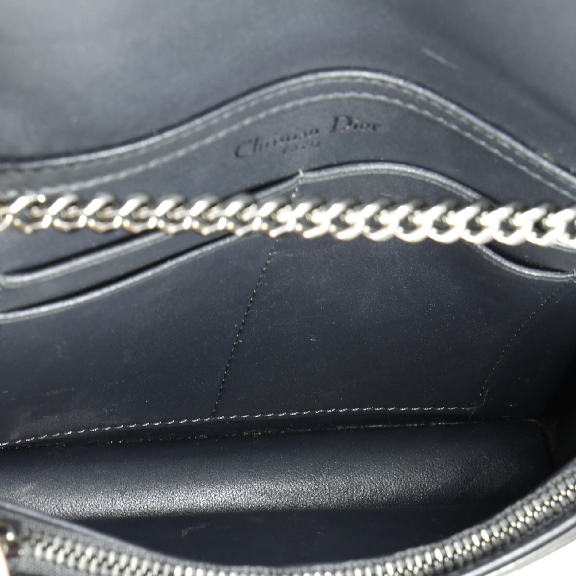 Diorama Wallet On Chain Cannage Embossed Calfskin