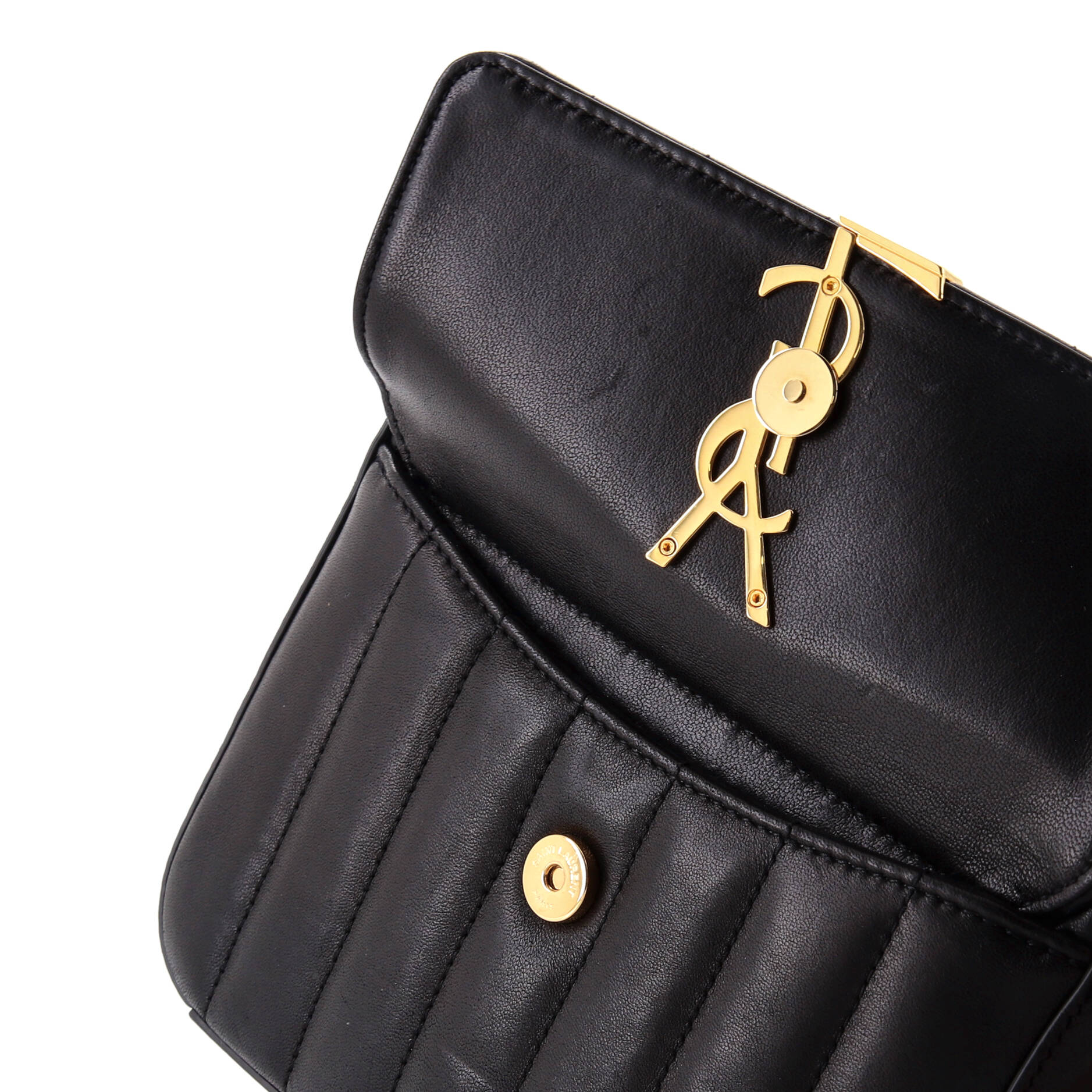 Vicky Camera Bag Vertical Quilted Leather Medium