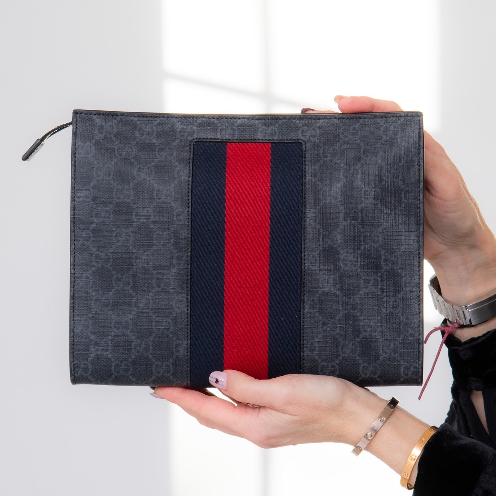 Gucci Gg Supreme Web Zipped Pouch Leather Clutch Bag
