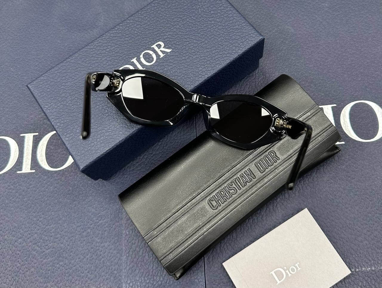 Diorsignature B1u Black Butterfly Sunglasses
